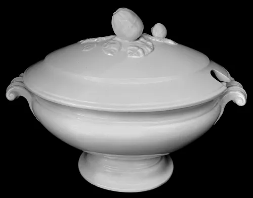 Barrow Apple | Barrow & Co. | Sauce or Soup Tureen Base and Lid | Item | 001