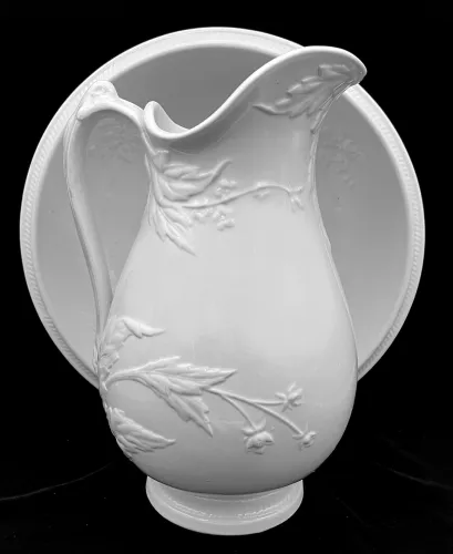 Washington Shape | John Meir & Son | Ewer and Wash Basin | Item | 002