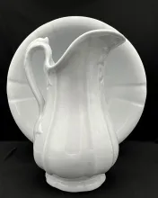 Alternate Panels with Thistle_Edward Clarke_Ewer and Wash Basin_Item_001