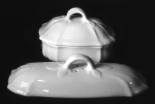 Alternate Panels_James Edwards & Son_Partial Toilet Set_Collection_001