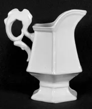 Cockscomb_Jacob Furnival_Creamer or Cream Pitcher_Item_001