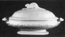 Dominion_W. Baker & Co._Vegetable Tureen Base and Lid_Item_002