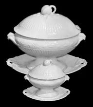 Dover Shape | William Adams & Son | Sauce or Soup Tureen Base, Lid, and Underplate | Collection | 007