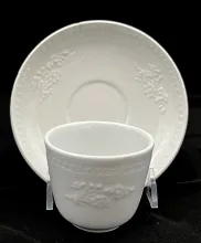 Flower Sprig with Chain_Unspecified_Child's or Toy Tea Set or Pieces_Item_003