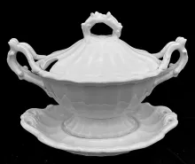 Fluted Panels_J. Wedgwood_Sauce or Soup Tureen Base, Lid, and Underplate_Item_001