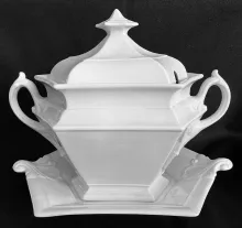 Gothic | Francis Clementson & William Young | Sauce or Soup Tureen Base, Lid, and Undertray | Item | 001