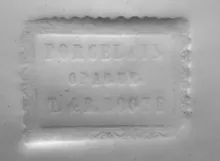 Gothic_T. & R. Boote (& Co.)_Sugar Bowl with Lid_Mark_003