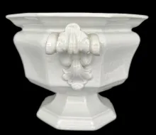 Gothic_T. J. & J. Mayer_Sauce or Soup Tureen Base_Item_004