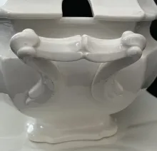 Gothic | Unspecified | Sauce or Soup Tureen Base, Lid, and Underplate | Handle | 003