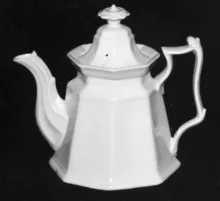 Gothic_Unspecified_Teapot or Coffee Pot Base and Lid_Item_006