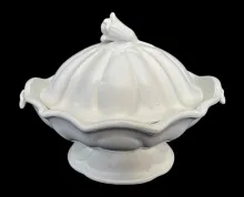 Grand Loop | Jacob Furnival | Vegetable Tureen Base and Lid | Item | 002