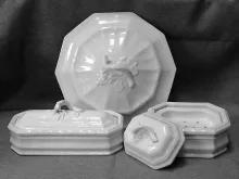 Grape Octagon_Unspecified_Partial Toilet Set_Collection_001