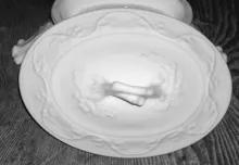 Grape Wreath_Bridgwood & Clarke_Vegetable Tureen Lid_Item_001