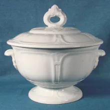 Huron Shape_William Adams & Sons_Hot Toddy Bowl with Handles and Lid_Item_001