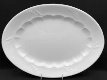 Lily of the Valley with Thumbprint_Jacob Furnival_Platter_Item_003