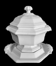 Ninevah_Mellor, Venables, & Co._Sauce or Soup Tureen Base, Lid, and Underplate_Item_001