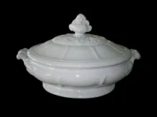 Paneled Grape_Jacob Furnival_Vegetable Tureen Base and Lid_Item_001