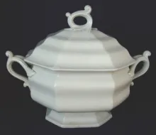 Pompei_Mellor, Venables, & Co._Sauce or Soup Tureen Base and Lid_Item_001