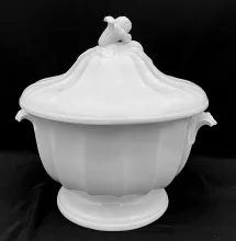 Portland Shape_Elsmore & Forster_Hot Toddy Bowl with Handles and Lid_Item_001