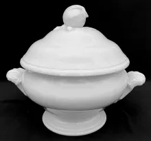 Split Pod | James Edwards | Sauce or Soup Tureen Base and Lid | Item | 010
