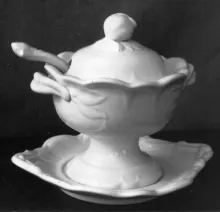 Split Pod | Unspecified | Sauce or Soup Tureen Base, Lid, Underplate, and Ladle | Item | 001
