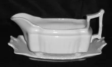 Square Ridged_Unspecified_Gravy Boat and Underplate_Item_001