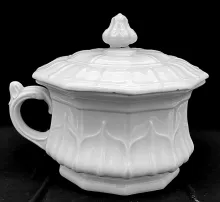 Sydenham Shape_T. & R. Boote (& Co.)_Chamber Pot Base and Lid_Item_001