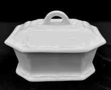 Sydenham Shape_Unspecified_Soap Box Base and Lid_Item_001