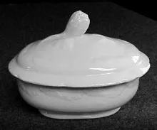 Twisted Ribbon_James Edwards & Son_Soap Box Base and Lid_Item_001