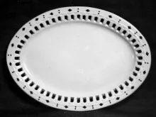 Unknown Tableware | Unspecified | Reticulated Basket Underplate | Item | 001