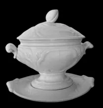 Unknown Tableware | Unspecified | Sauce or Soup Tureen Base, Lid and Underplate | Item | 005