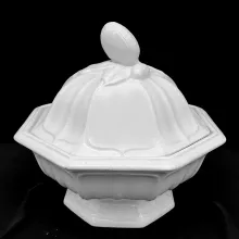 Wrapped Sydenham_William Adams & Sons_Vegetable Tureen Base and Lid_Item_001